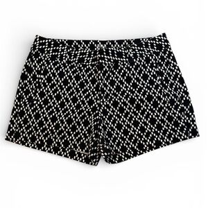 a.n.a Women’s Black White Geometric Twill Shorts Size 6 Cotton Stretch